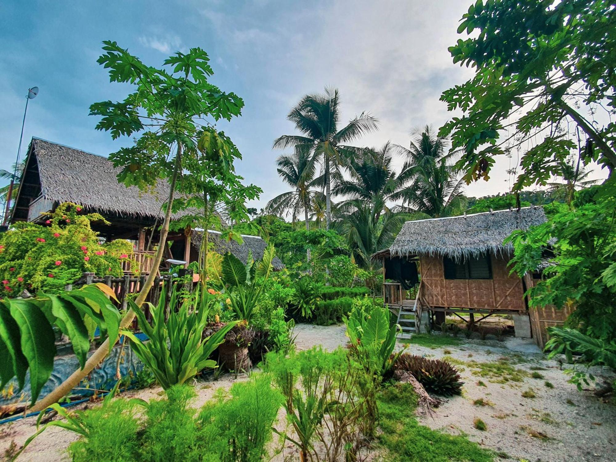 Bed and Breakfast Coleto Siargao San Isidro  Екстер'єр фото