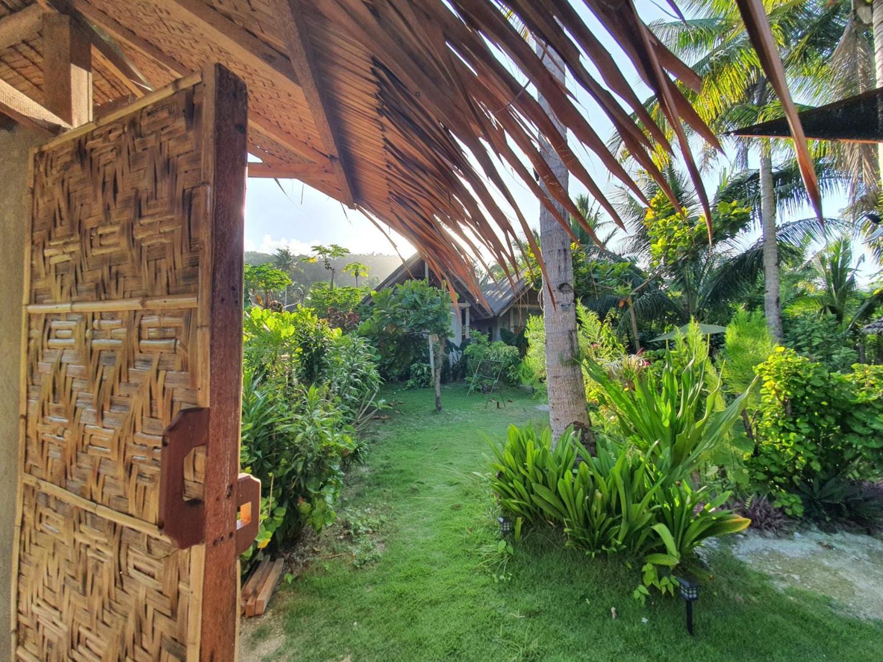 Bed and Breakfast Coleto Siargao San Isidro  Екстер'єр фото